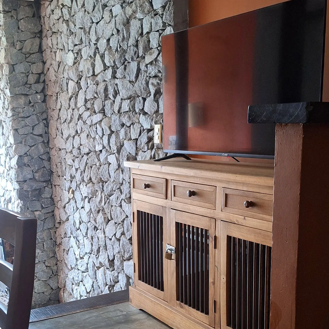 Mesa de comedor de la cabaña 3 ambientes 1 planta
